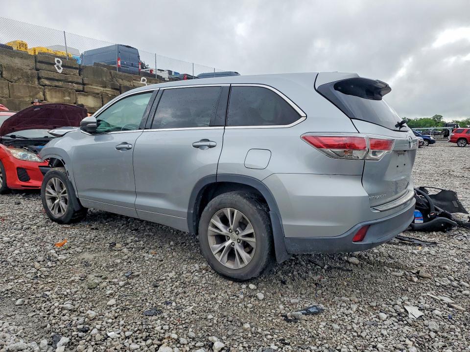 2015 Toyota Highlander მანქანა იყიდება აუქციონზე, vin: 5TDBKRFH2FS087345, აუქციონის ნომერი: 54420876