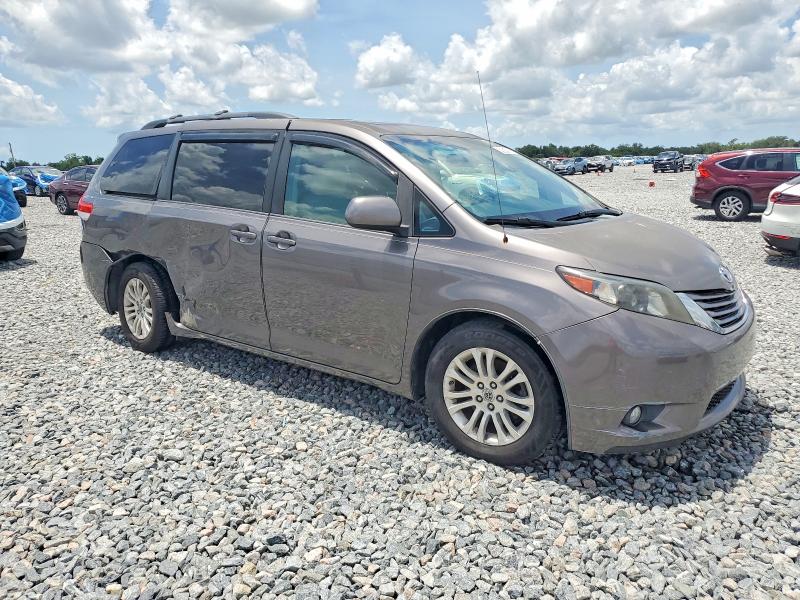 Aukcja sprzedaży 2011 Toyota Sienna, vin: 5TDYK3DC4BS079112, numer aukcji: 52563676