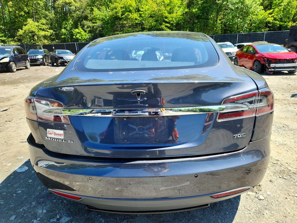 2015 Tesla Model S მანქანა იყიდება აუქციონზე, vin: 5YJSA1S24FF094873, აუქციონის ნომერი: 52649626