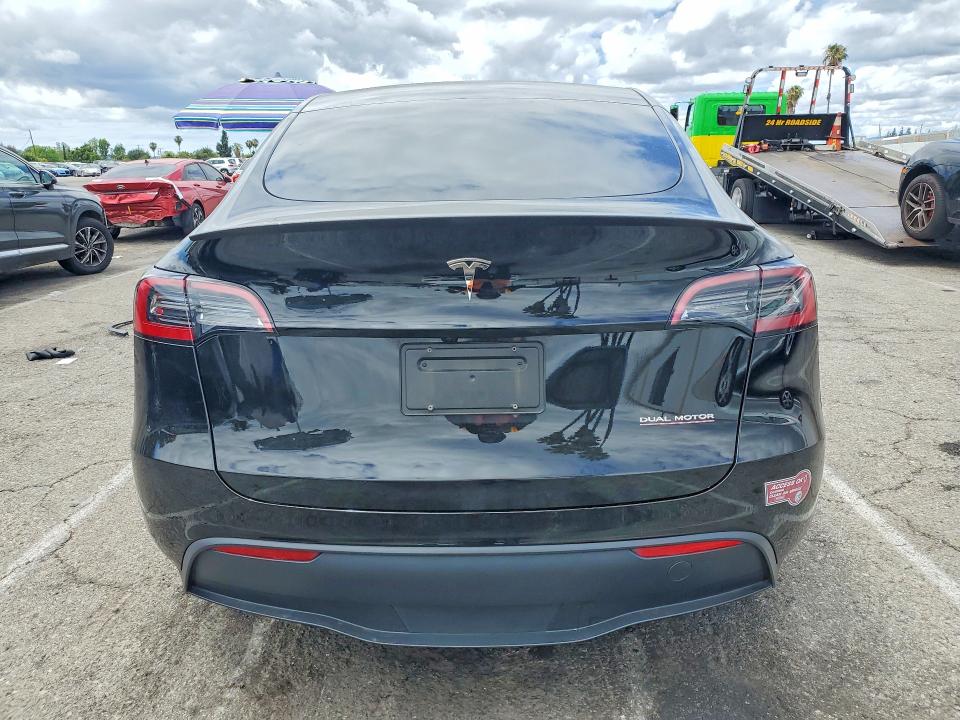 Продаж на аукціоні авто 2024 Tesla Model Y, vin: 7SAYGDEF3RF053392, номер лоту: 52191956