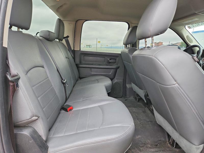 53824876 :رقم المزاد ، 3C6UR5CJ8HG663503 vin ، 2017 Ram 2500 مزاد بيع