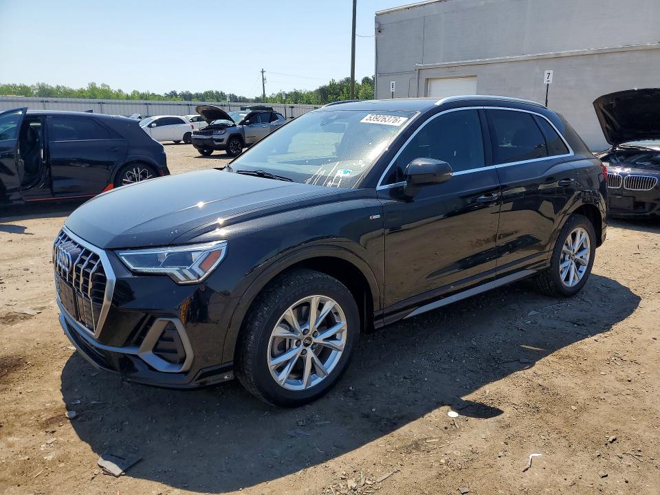 Auction sale of the 2023 Audi Q3, vin: WA1EECF34P1015366, lot number: 53926376