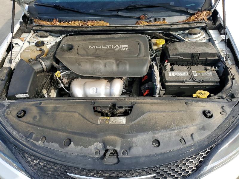 2015 Chrysler 200 მანქანა იყიდება აუქციონზე, vin: 1C3CCCBB2FN752917, აუქციონის ნომერი: 53457826