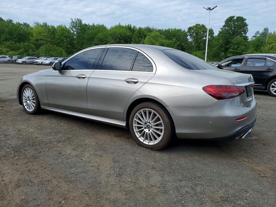 54669016 :رقم المزاد ، W1KZF8EB9NB026158 vin ، 2022 Mercedes-benz E مزاد بيع