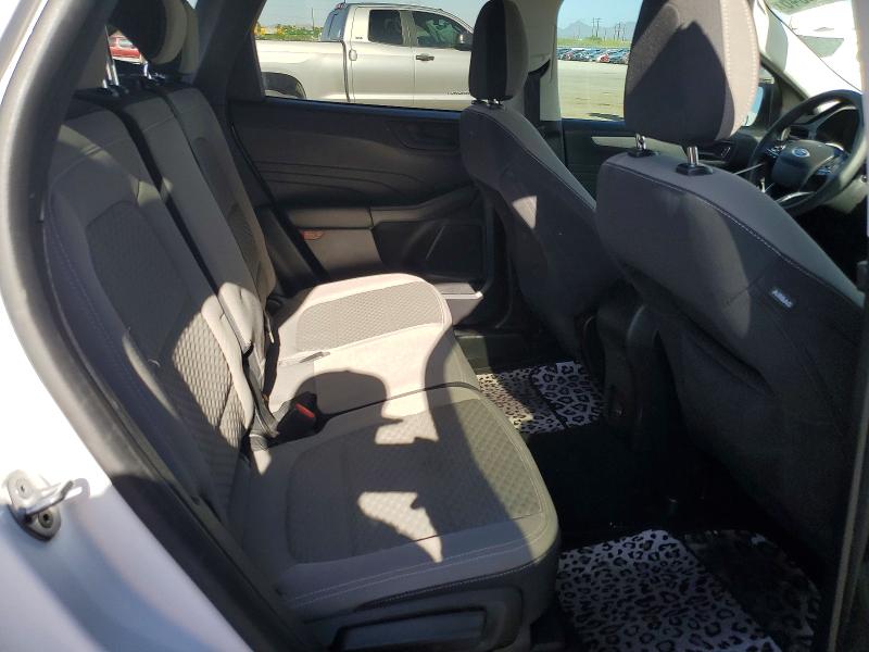 52176846 :رقم المزاد ، 1FMCU0G66NUA53700 vin ، 2022 Ford Escape مزاد بيع