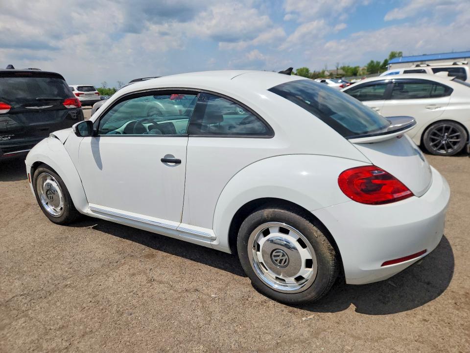 53012746 :رقم المزاد ، 3VWF17AT9FM655270 vin ، 2015 Volkswagen Beetle مزاد بيع