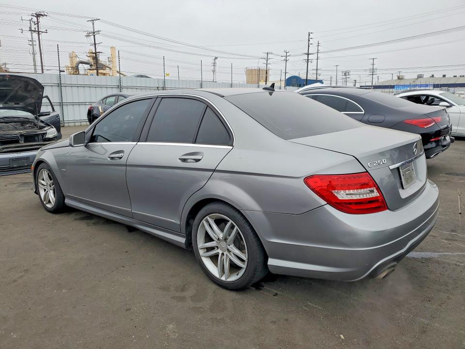 2012 Mercedes-benz C მანქანა იყიდება აუქციონზე, vin: WDDGF4HBXCA615833, აუქციონის ნომერი: 53416986