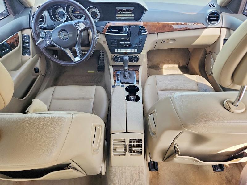 Продажа на аукционе авто 2013 Mercedes-benz C, vin: WDDGF4HBXDR271049, номер лота: 55220976