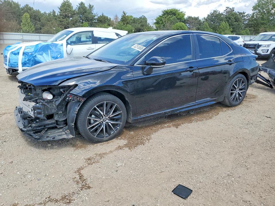 52510606 :رقم المزاد ، 4T1S31AK6RU621279 vin ، 2024 Toyota Camry Hybrid مزاد بيع