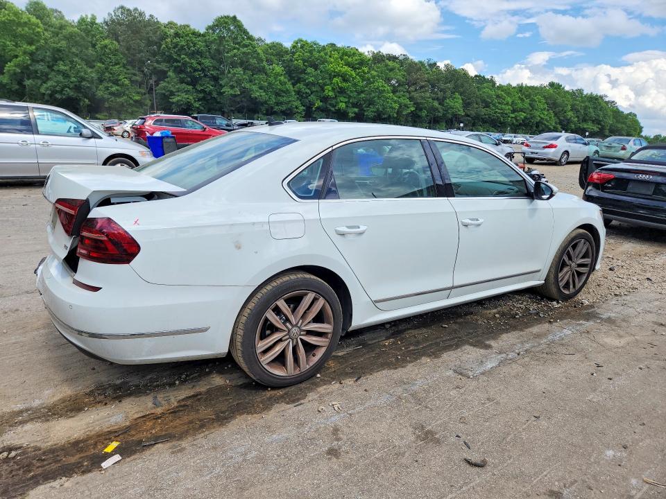 54162736 :رقم المزاد ، 1VWGT7A31HC083582 vin ، 2017 Volkswagen Passat مزاد بيع