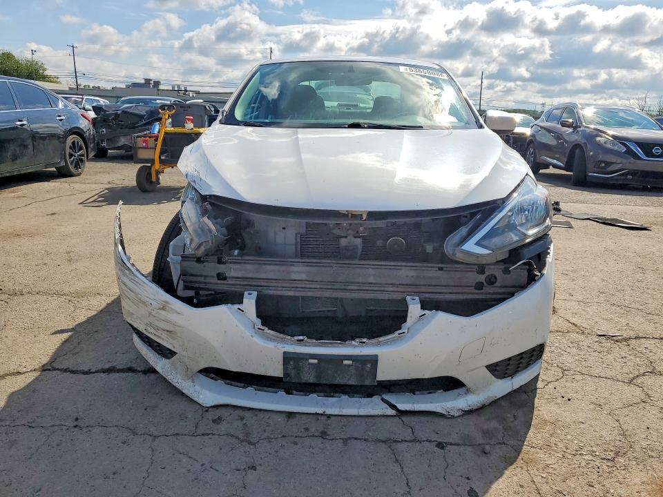 Продаж на аукціоні авто 2017 Nissan Sentra, vin: 3N1AB7AP4HY213783, номер лоту: 53698086