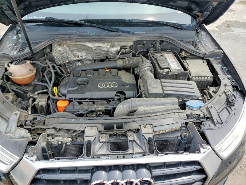 53635026 :رقم المزاد ، WA1BCCFS6HR013833 vin ، 2017 Audi Q3 مزاد بيع