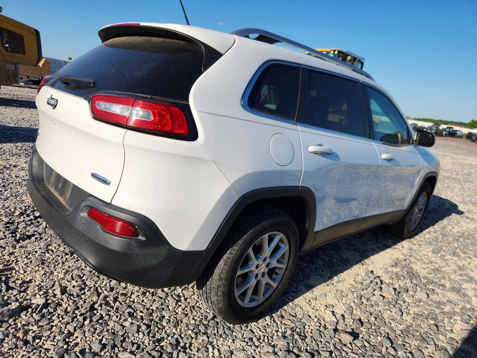 53259106 :رقم المزاد ، 1C4PJMCB7FW702502 vin ، 2015 Jeep Cherokee مزاد بيع