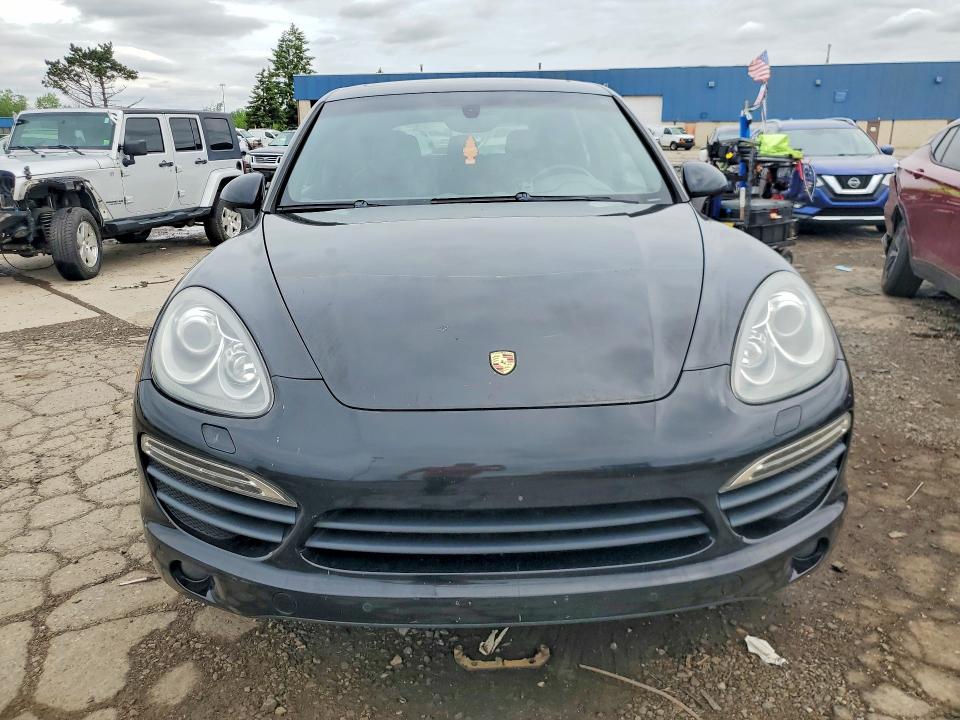 49586696 :رقم المزاد ، WP1AB2A24BLA53679 vin ، 2011 Porsche Cayenne مزاد بيع