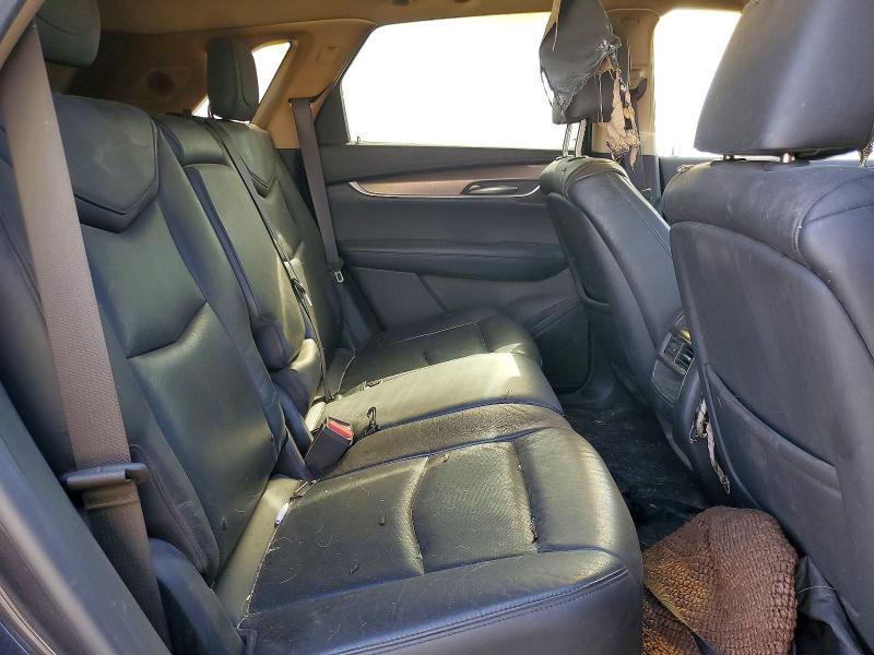 52916706 :رقم المزاد ، 1GYKNDRS6HZ159497 vin ، 2017 Cadillac Xt5 مزاد بيع