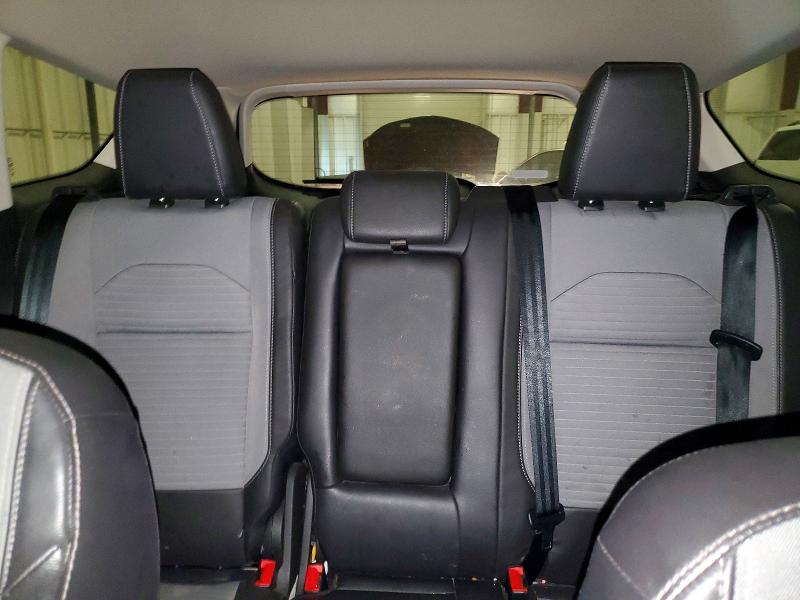 53818806 :رقم المزاد ، 1FMCU9GD9JUA23653 vin ، 2018 Ford Escape مزاد بيع