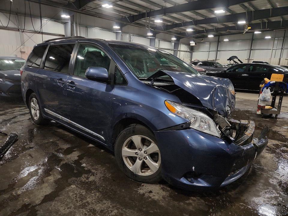 Aukcja sprzedaży 2016 Toyota Sienna, vin: 5TDKK3DC3GS737404, numer aukcji: 52366096