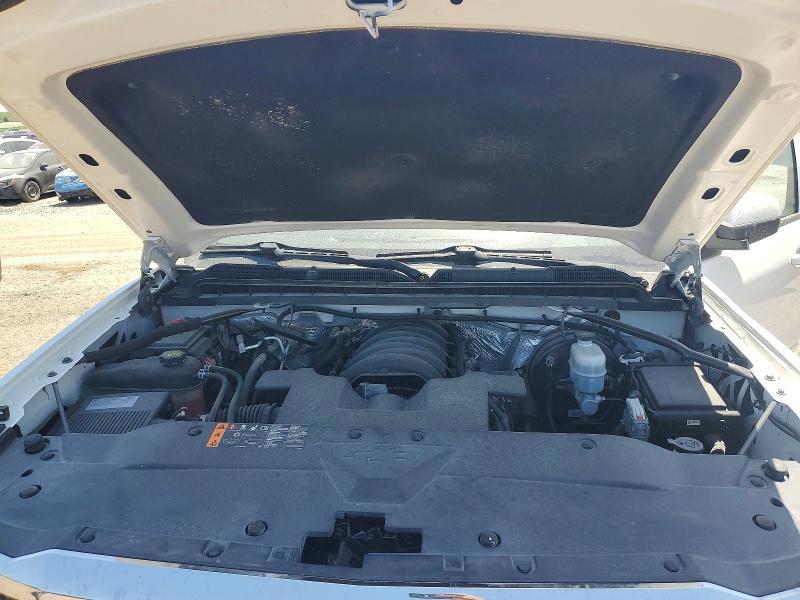 53411226 :رقم المزاد ، 3GCUKREC8JG215982 vin ، 2018 Chevrolet Silverado مزاد بيع