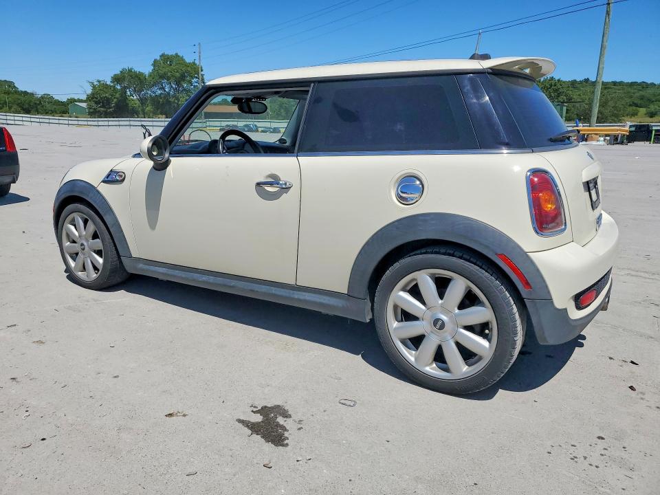 53781646 :رقم المزاد ، WMWMF7C52ATZ71627 vin ، 2010 Mini Cooper مزاد بيع