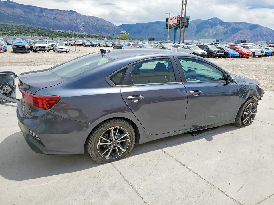 2023 Kia Forte მანქანა იყიდება აუქციონზე, vin: 3KPF24AD3PE602843, აუქციონის ნომერი: 54661386