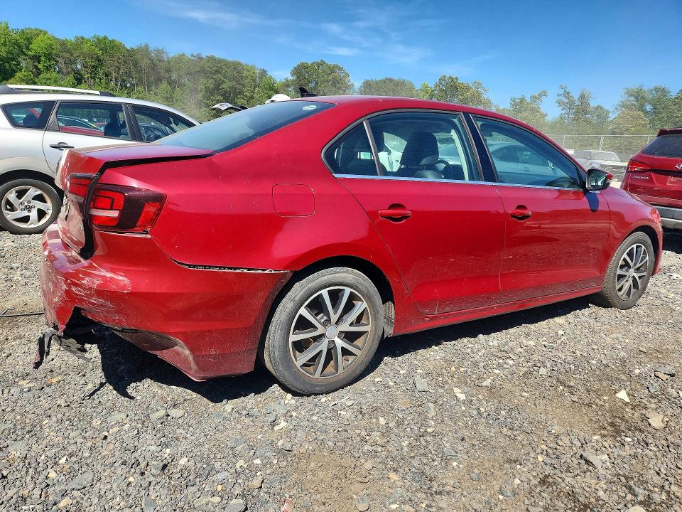 55337916 :رقم المزاد ، 3VWB67AJ8HM409926 vin ، 2017 Volkswagen Jetta مزاد بيع