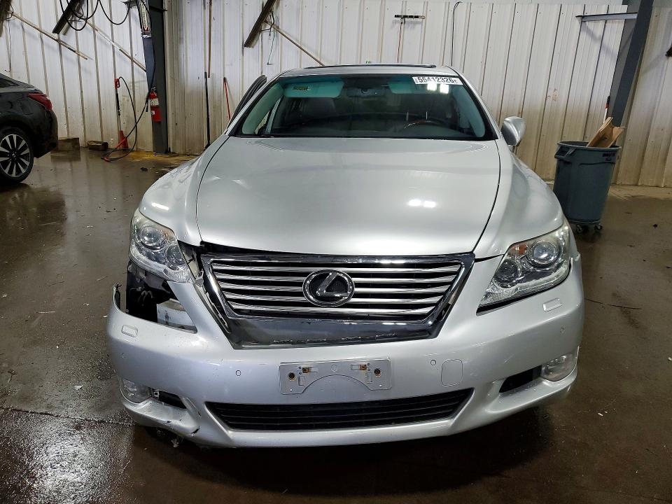 55412326 :رقم المزاد ، JTHCL5EF6A5005527 vin ، 2010 Lexus Ls مزاد بيع