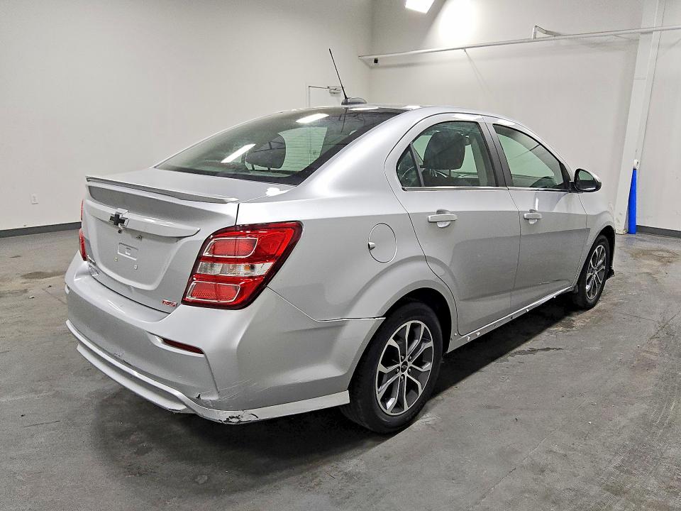 52414776 :رقم المزاد ، 1G1JD5SB2K4145811 vin ، 2019 Chevrolet Sonic مزاد بيع