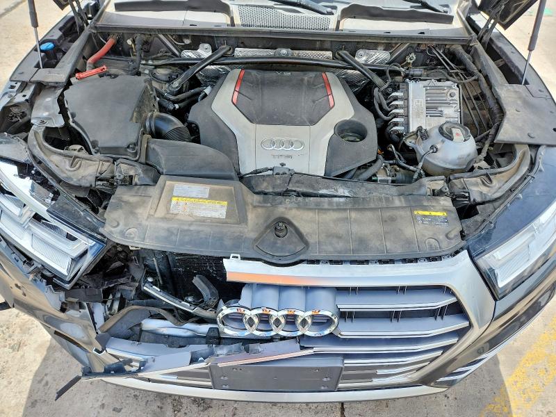 46782006 :رقم المزاد ، WA1C4AFY1J2125495 vin ، 2018 Audi Sq5 مزاد بيع