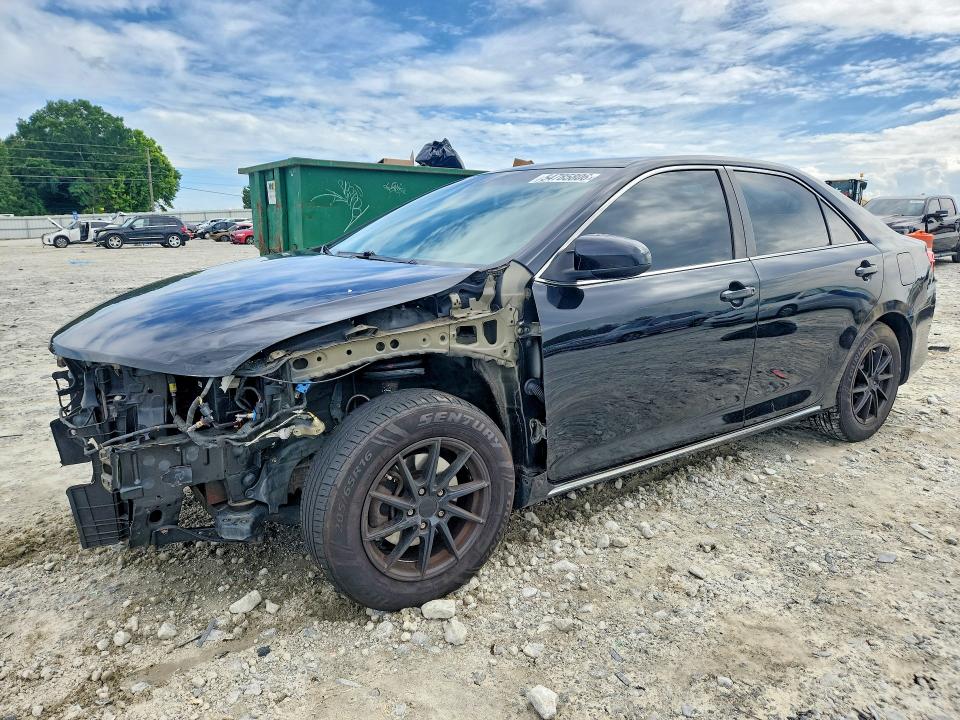 54785806 :رقم المزاد ، 4T1BF1FK8EU852727 vin ، 2014 Toyota Camry مزاد بيع