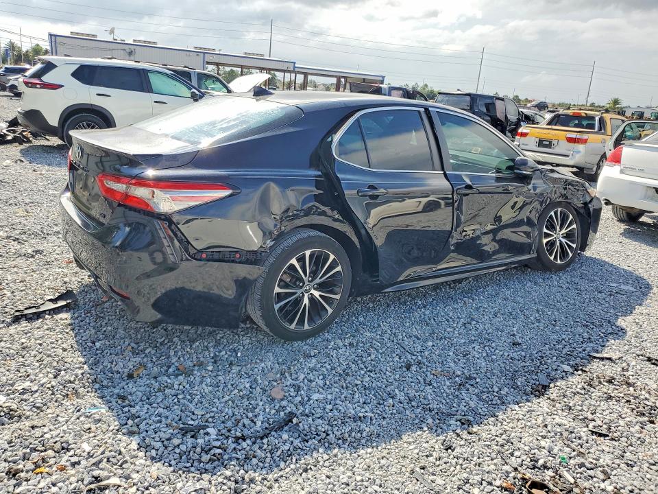 2019 Toyota Camry მანქანა იყიდება აუქციონზე, vin: 4T1B11HK9KU181303, აუქციონის ნომერი: 52827256