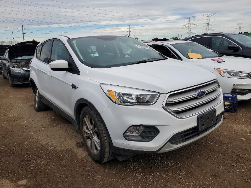 52126436 :رقم المزاد ، 1FMCU0GD6KUB65794 vin ، 2019 Ford Escape مزاد بيع