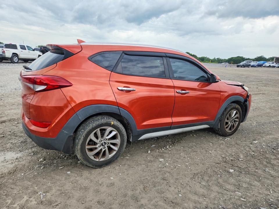 54701106 :رقم المزاد ، KM8J33A42HU514138 vin ، 2017 Hyundai Tucson مزاد بيع