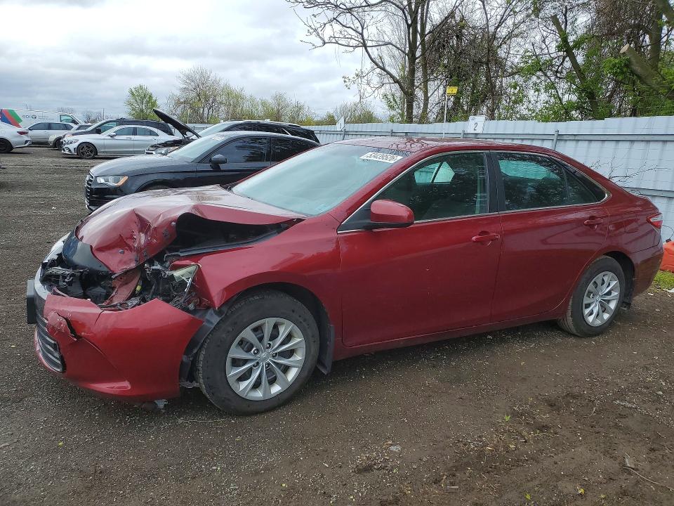 53439526 :رقم المزاد ، 4T1BF1FK6GU543275 vin ، 2016 Toyota Camry مزاد بيع
