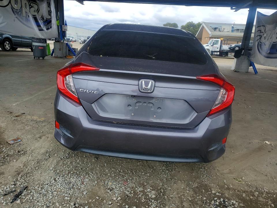 Продажа на аукционе авто 2018 Honda Civic, vin: 2HGFC2F5XJH537604, номер лота: 55676376