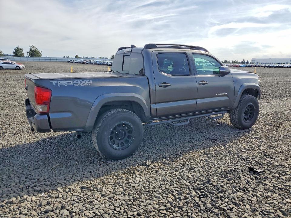Продаж на аукціоні авто 2017 Toyota Tacoma, vin: 3TMCZ5AN1HM051512, номер лоту: 54661036