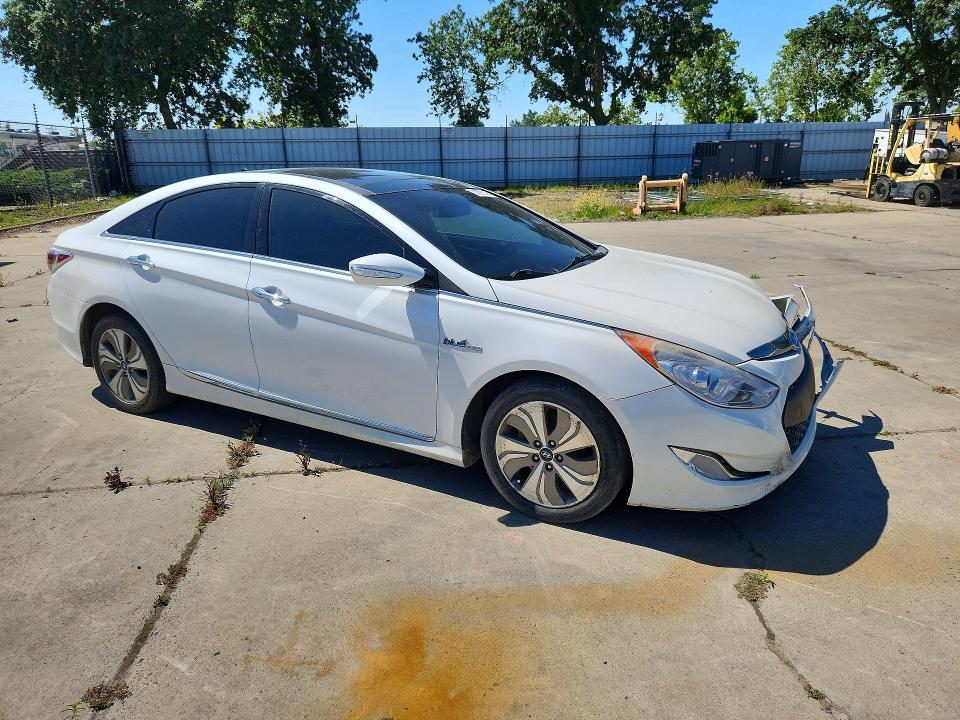 52582206 :رقم المزاد ، KMHEC4A48FA124456 vin ، 2015 Hyundai Sonata Hybrid مزاد بيع