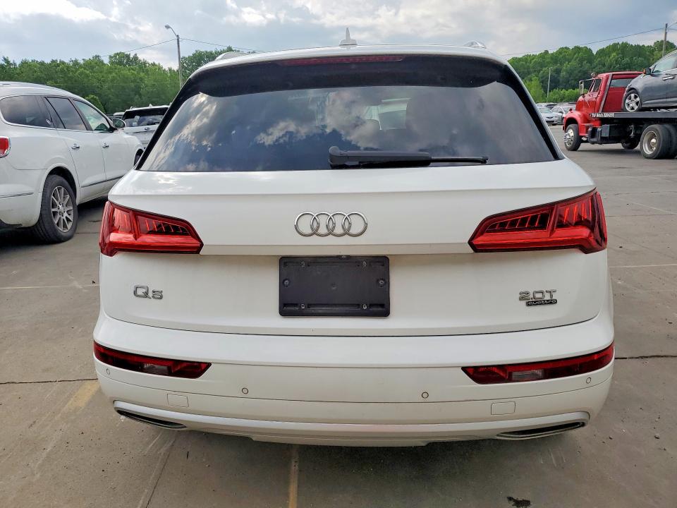 53193396 :رقم المزاد ، WA1BNAFY5J2001450 vin ، 2018 Audi Q5 مزاد بيع