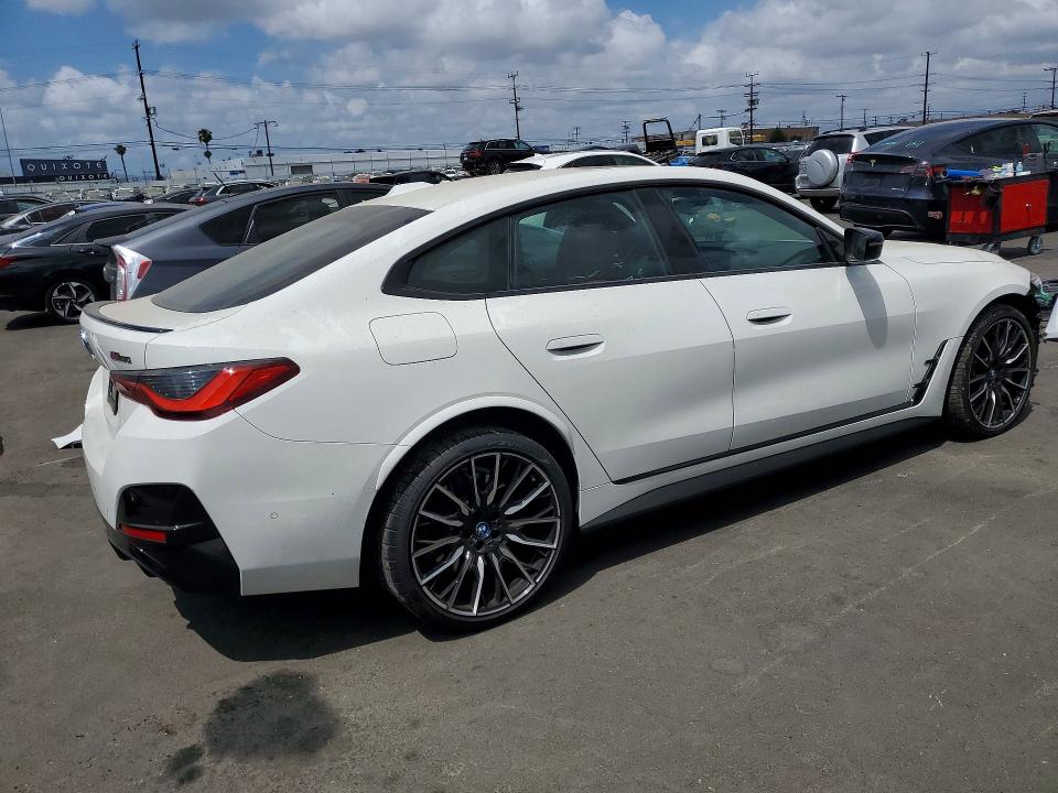 55022926 :رقم المزاد ، WBY33AW09RFS55255 vin ، 2024 Bmw I4 مزاد بيع