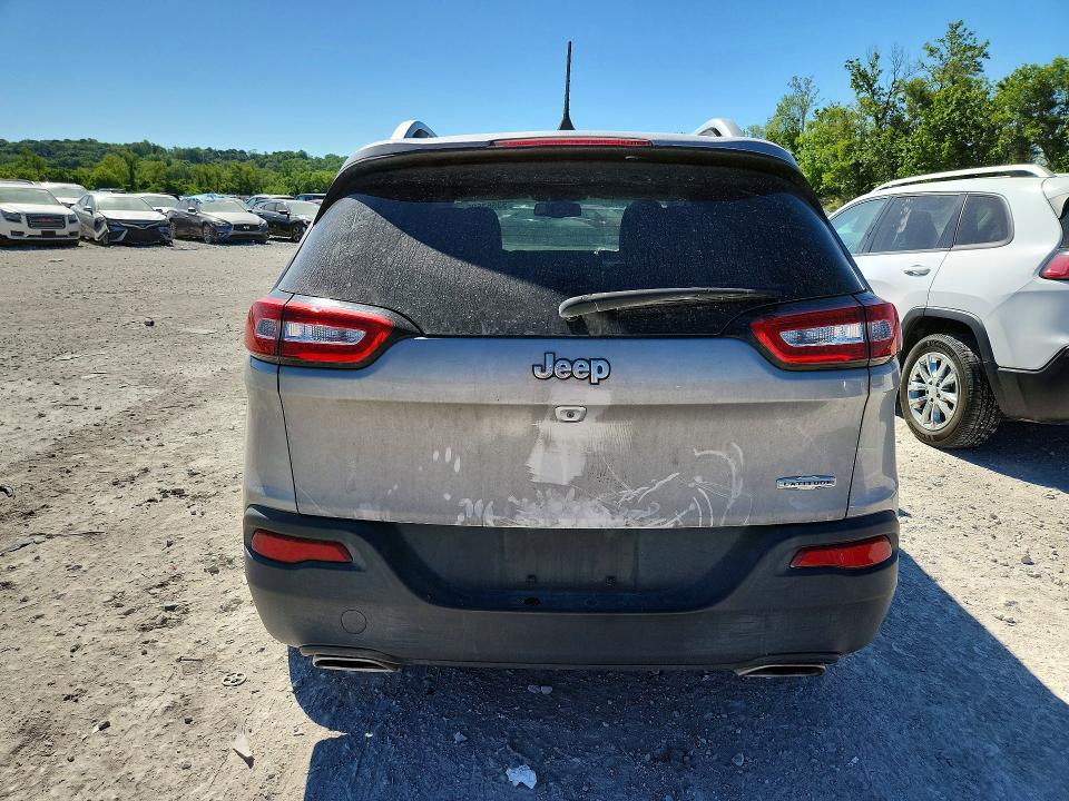 2018 Jeep Cherokee მანქანა იყიდება აუქციონზე, vin: 1C4PJLLXXJD524577, აუქციონის ნომერი: 53563696