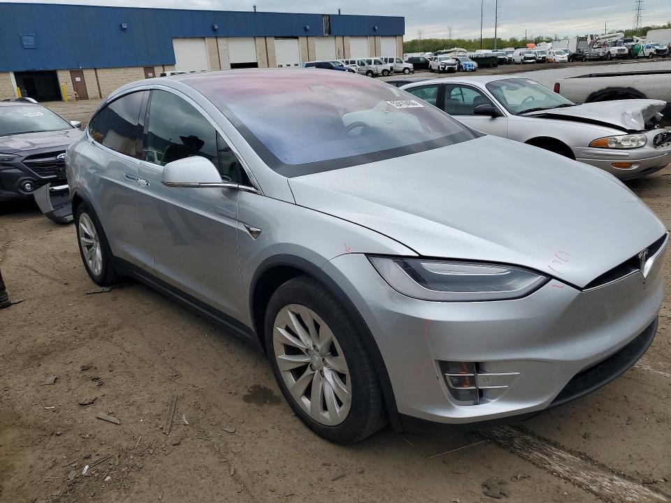2017 Tesla Model X მანქანა იყიდება აუქციონზე, vin: 5YJXCDE20HF061014, აუქციონის ნომერი: 53410406