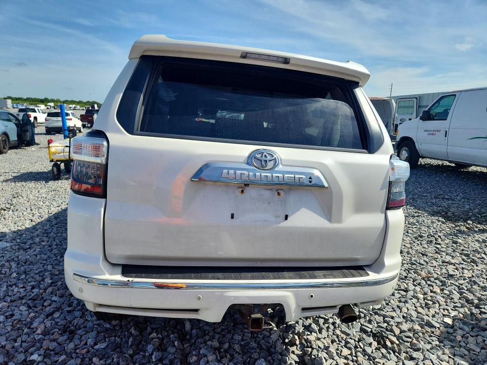2015 Toyota 4runner მანქანა იყიდება აუქციონზე, vin: JTEBU5JR5F5214531, აუქციონის ნომერი: 52445396