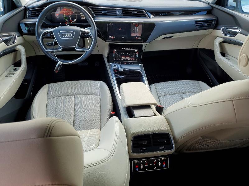 52255786 :رقم المزاد ، WA15AAGE9RB007289 vin ، 2024 Audi Q8 E-tron مزاد بيع