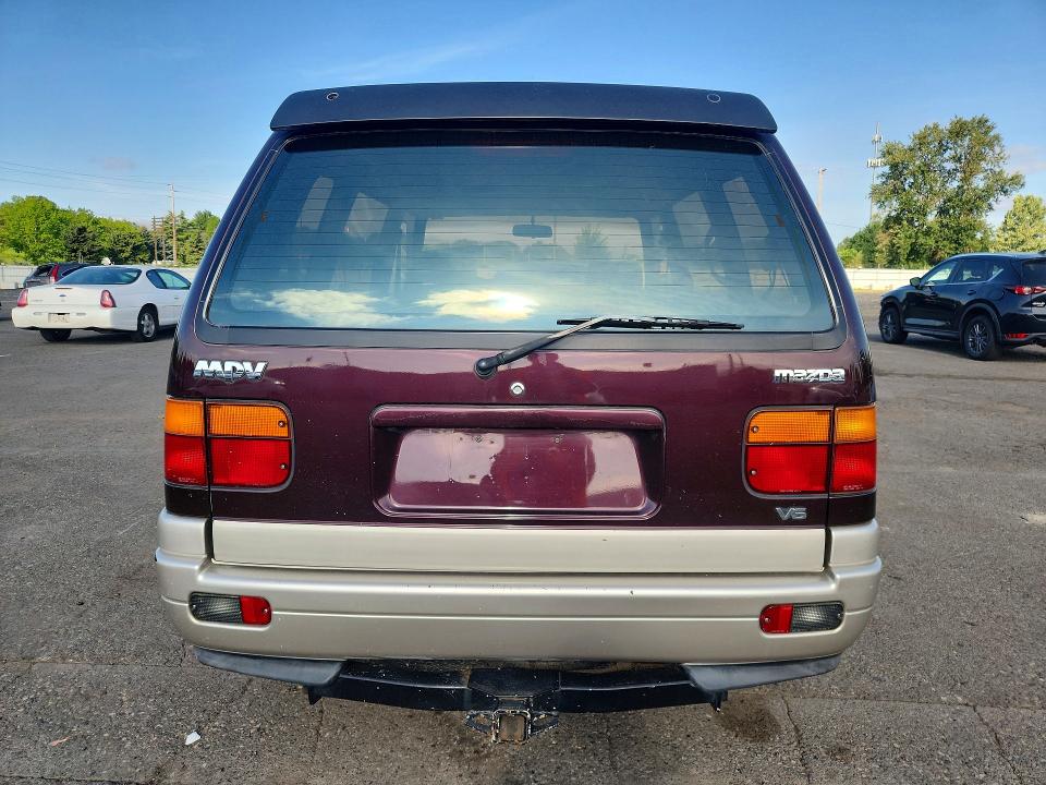 52238646 :رقم المزاد ، JM3LV5236S0706791 vin ، 1995 Mazda Mpv مزاد بيع