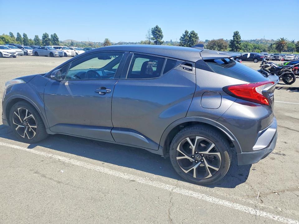 Продажа на аукционе авто 2018 Toyota C-hr, vin: NMTKHMBX8JR059958, номер лота: 52212616