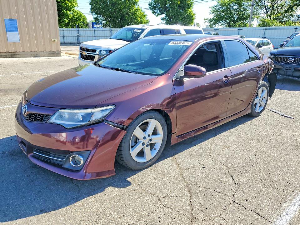 52338406 :رقم المزاد ، 4T1BF1FKXDU291140 vin ، 2013 Toyota Camry مزاد بيع