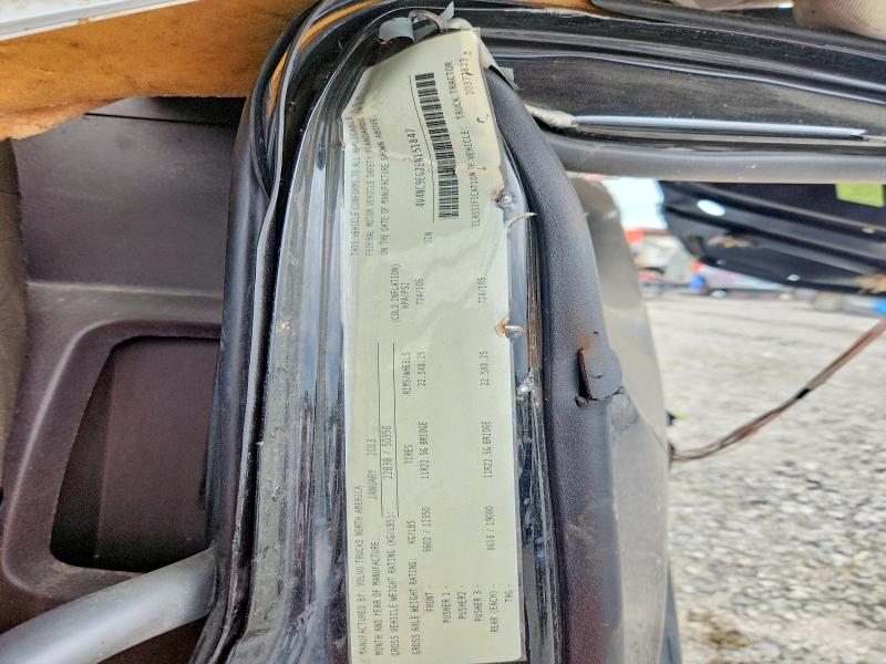 48763686 :رقم المزاد ، 4V4NC9EG2EN151847 vin ، 2014 Volvo Vnl مزاد بيع