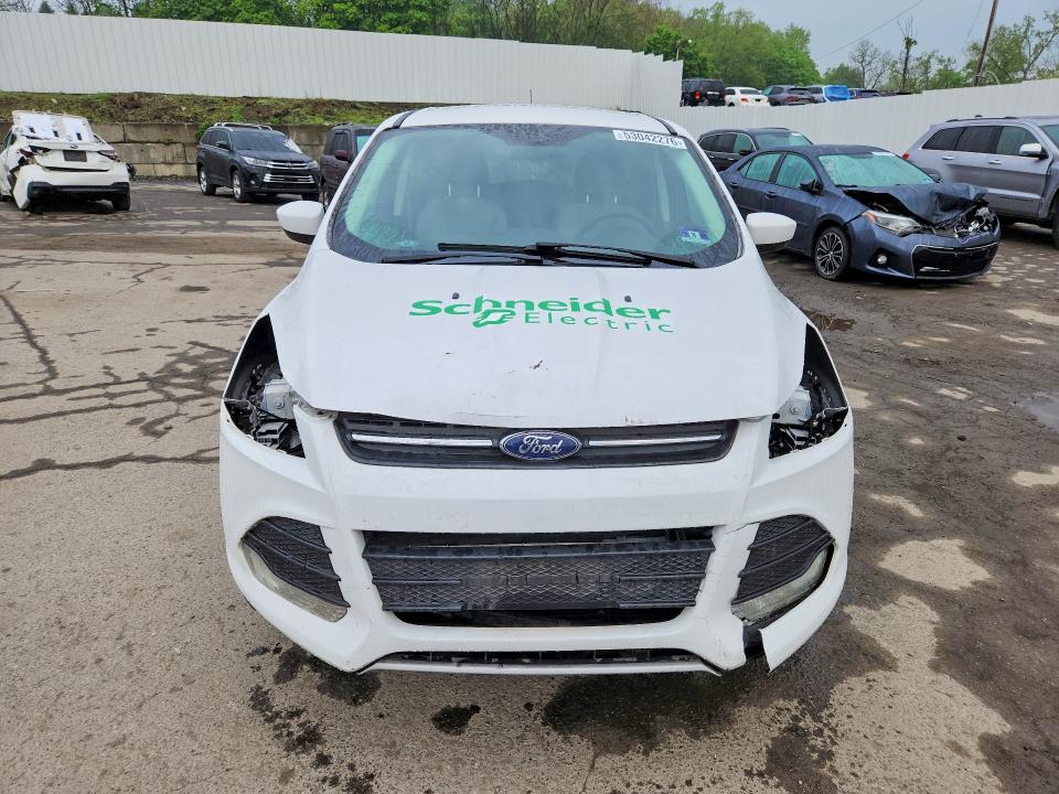 53042276 :رقم المزاد ، 1FMCU0GX9GUB00875 vin ، 2016 Ford Escape مزاد بيع