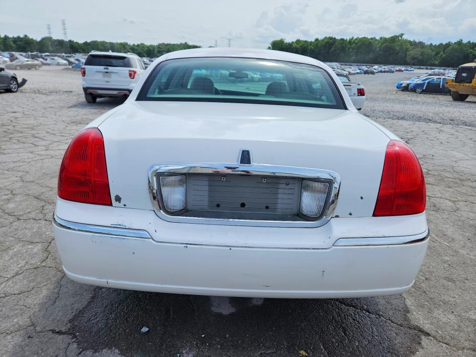 Aukcja sprzedaży 2003 Lincoln Town Car, vin: 1LNHM81W13Y692120, numer aukcji: 53987456