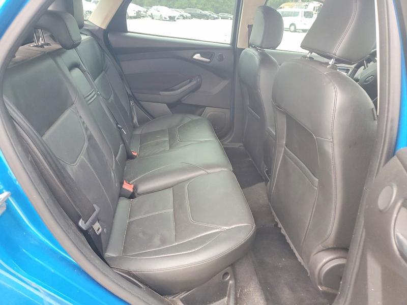 Продажа на аукционе авто 2015 Ford Focus, vin: 1FADP3N24FL293391, номер лота: 52522716