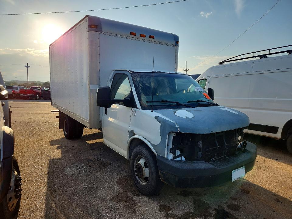 Продаж на аукціоні авто 2010 Chevrolet Express G3500, vin: 1GB6G3BG8A1145899, номер лоту: 52127116